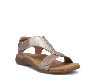 Women's Taos The Show Color: Champagne